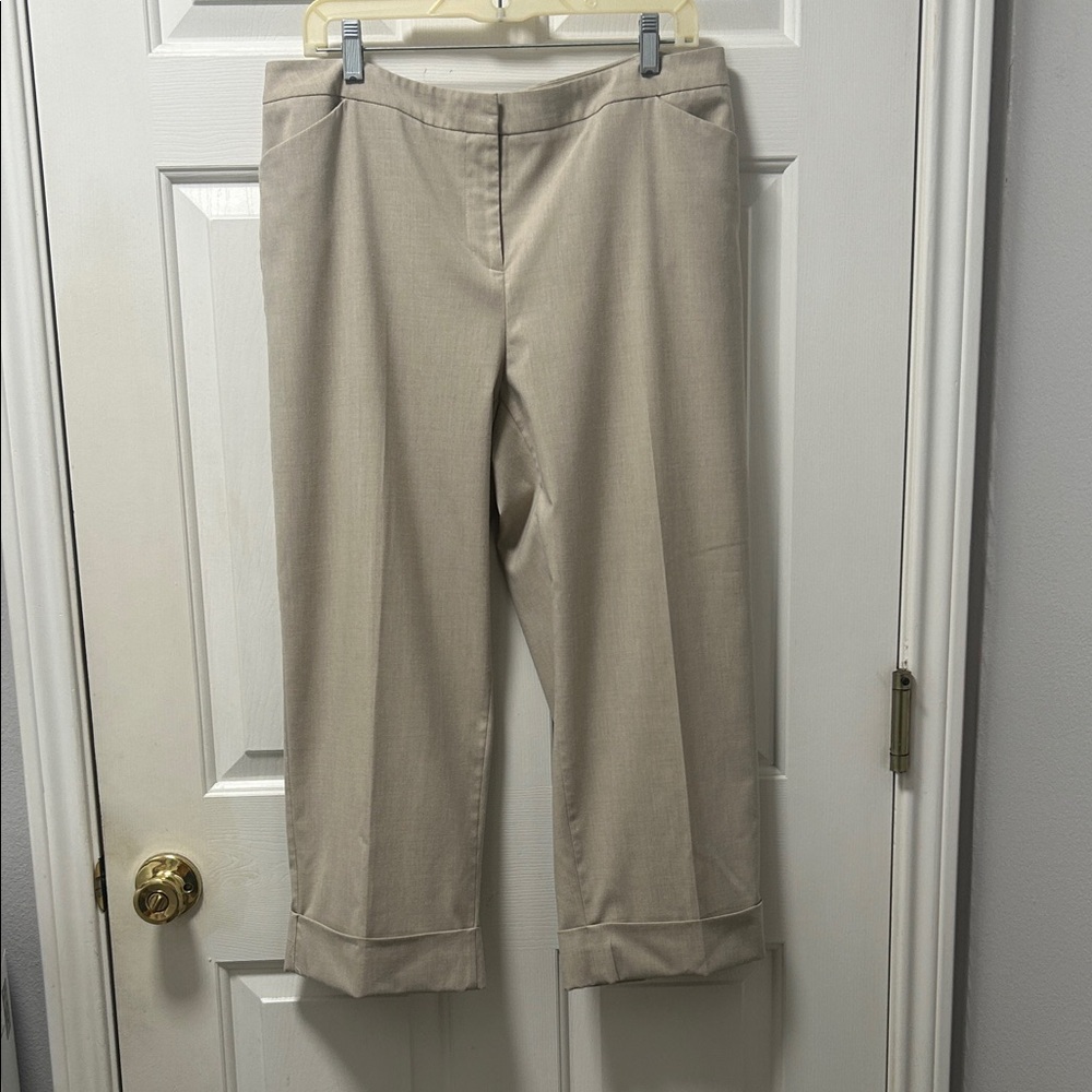 Chico’s Classic Tan Women's Crop Pants Size 2 (12-14)